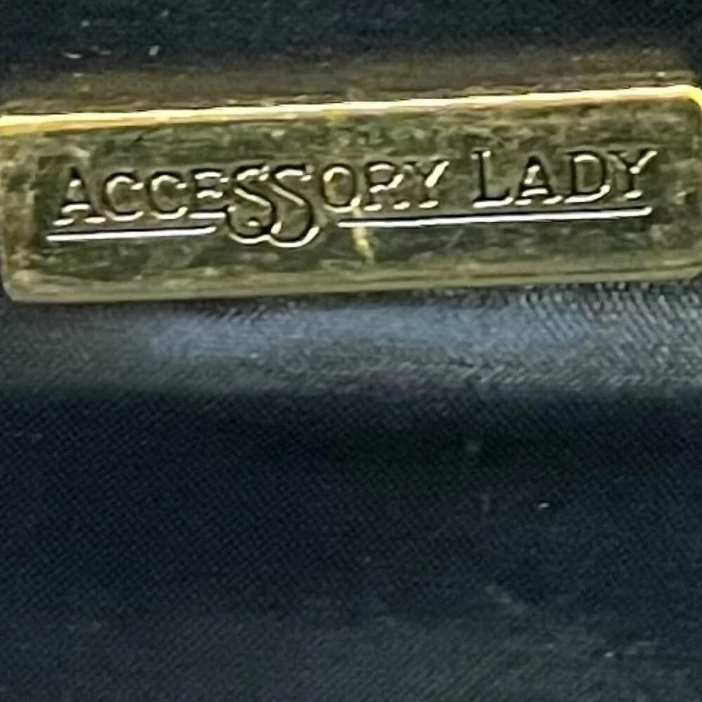 Accessory Lady vintage 1980s